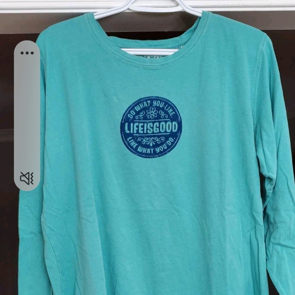 Life is Good Women's xl long sleeve shirt